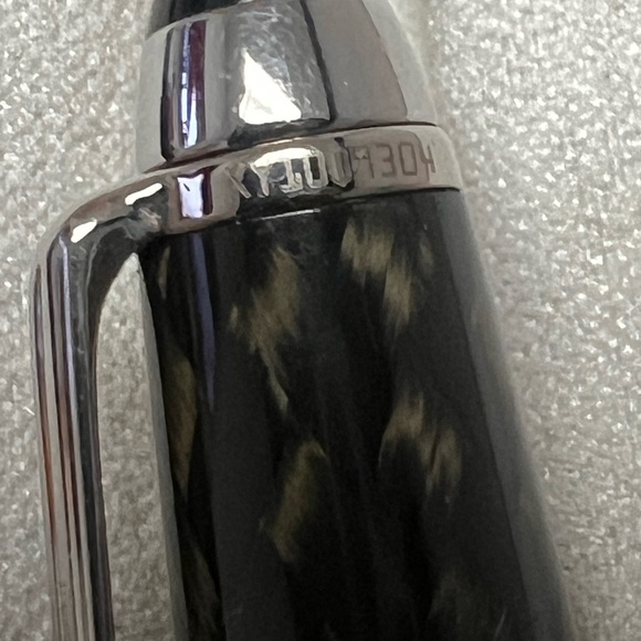 Montblanc Solitaire Carbon Steel Classique No 163 Rollerball Fineliner ID 5833 - Picture 12 of 16